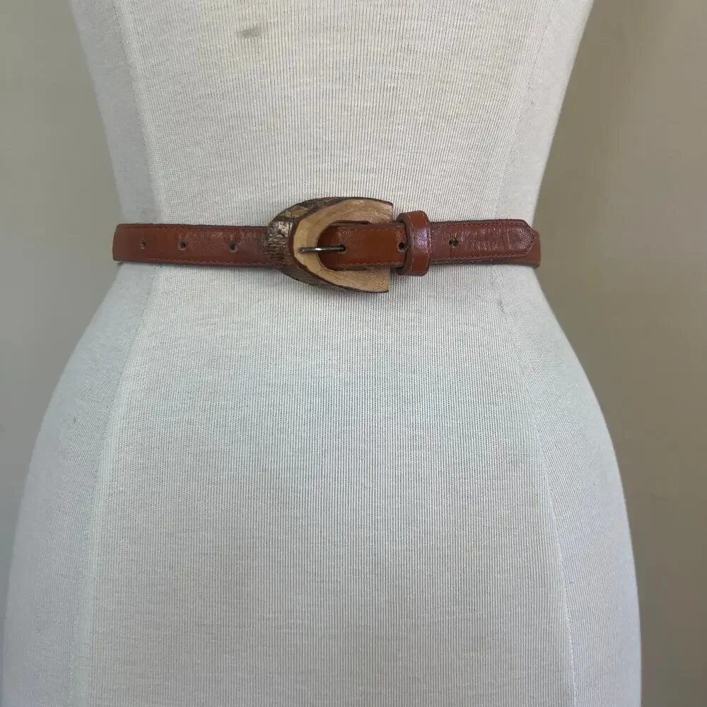 Leather Belt Vintage Brown Unique Raw Wooden Buckle thin 70s Cottage Core Sz 30